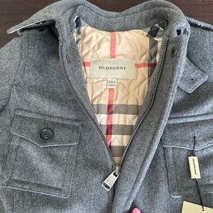 NWT Vintage Boys Gray Wool Burberry Coat with Plaid Lining - Sz 4